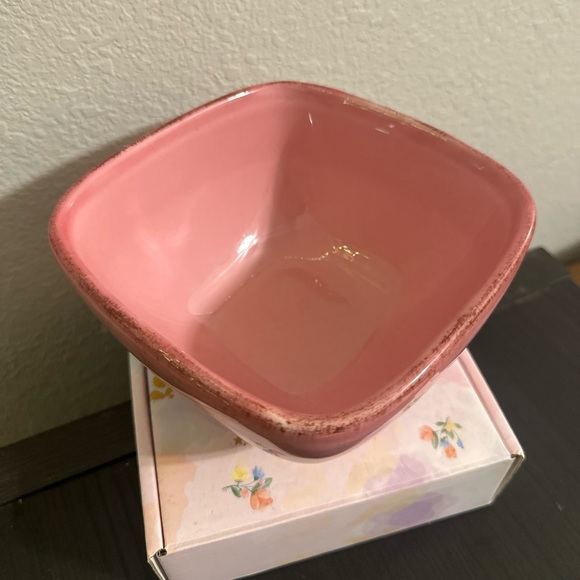 Bizzirri Made In Italy Italian Ceramic Square Bowl-Pink - Picture 4 of 6